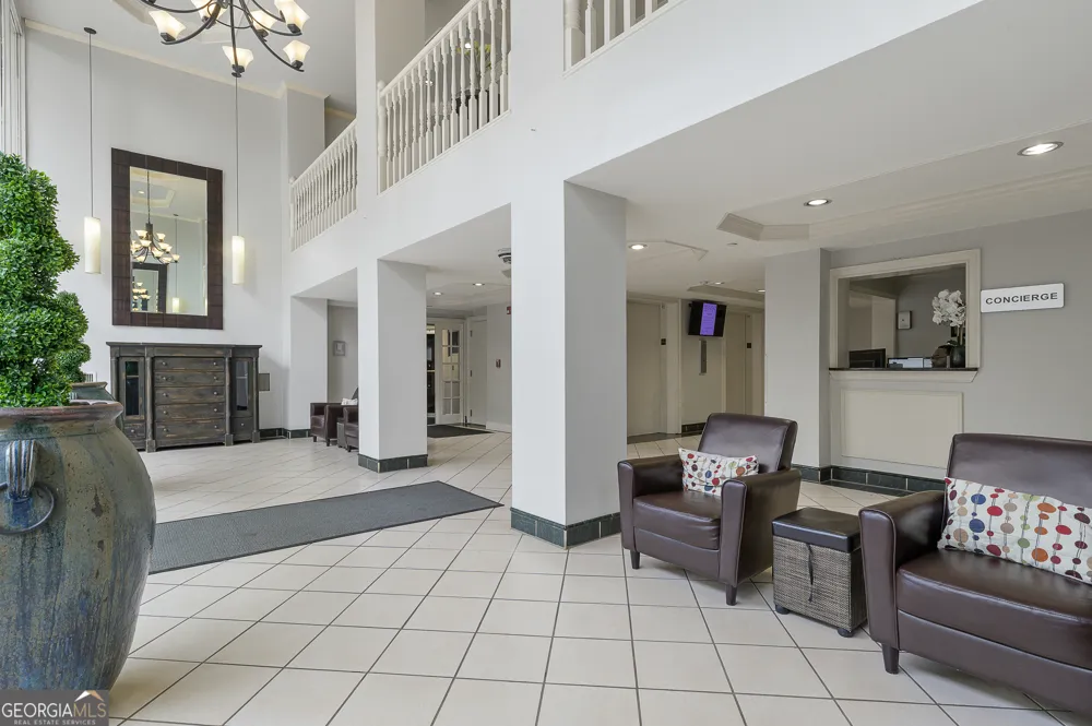 2479 Peachtree RD NE Atlanta, GA 30305