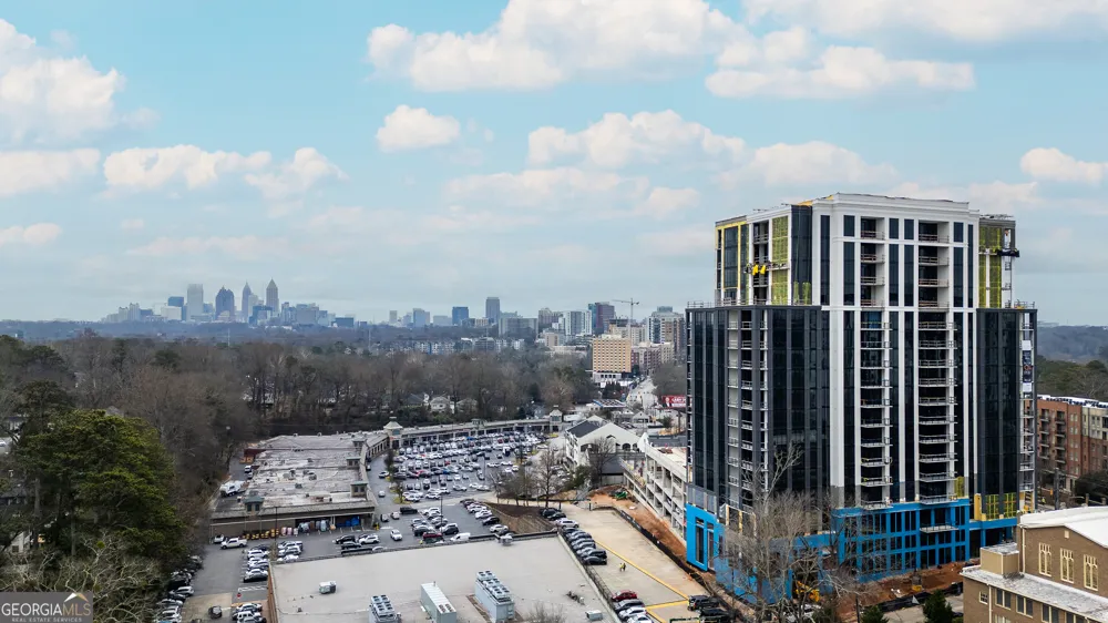 2479 Peachtree RD NE Atlanta, GA 30305