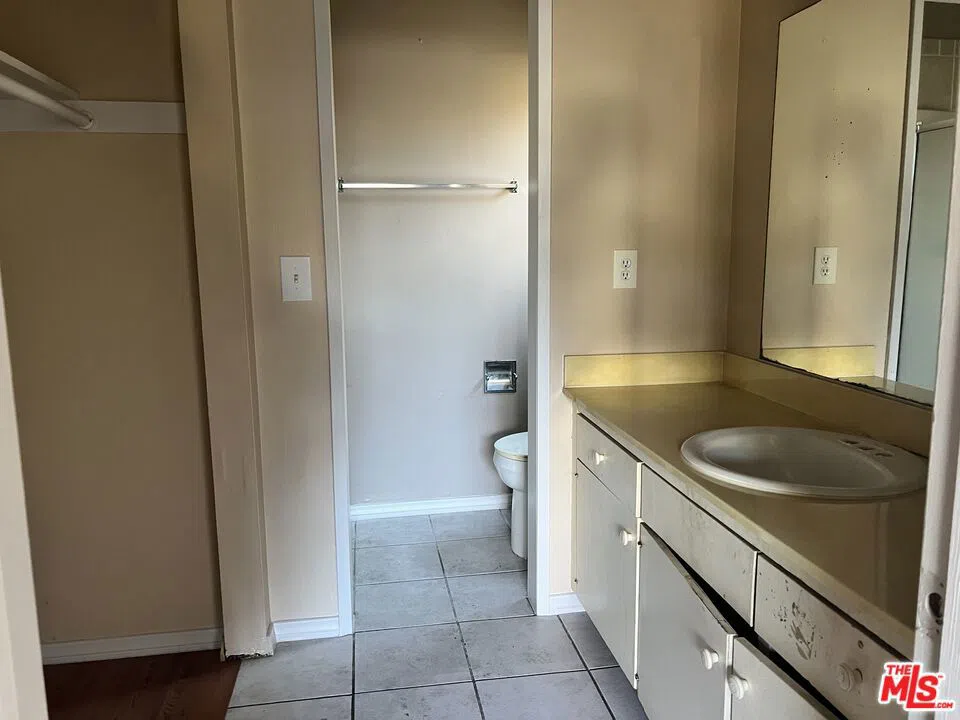 2513 W Fulcrum Place Anaheim, CA 92804