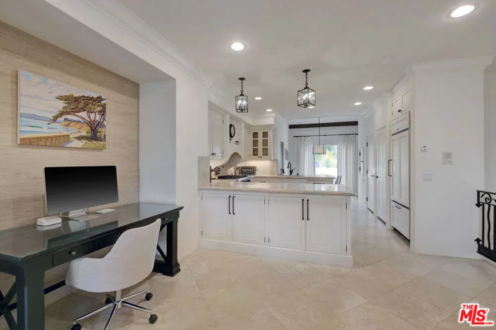 211 Bath Street Santa Barbara, CA 93101