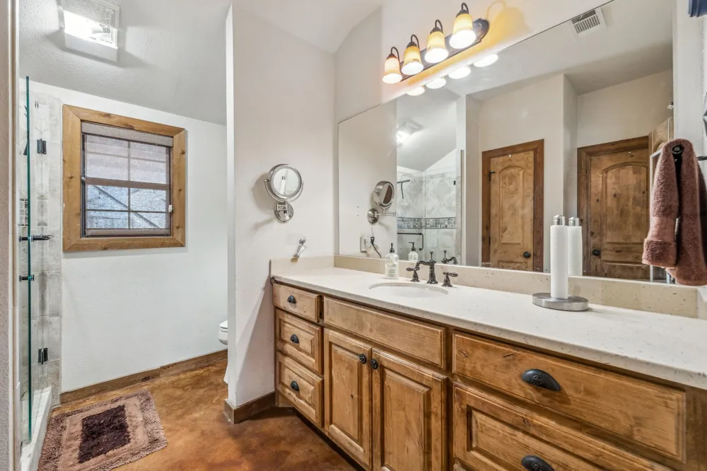 172 PRIVATE ROAD 2361 Meridian, TX 76665