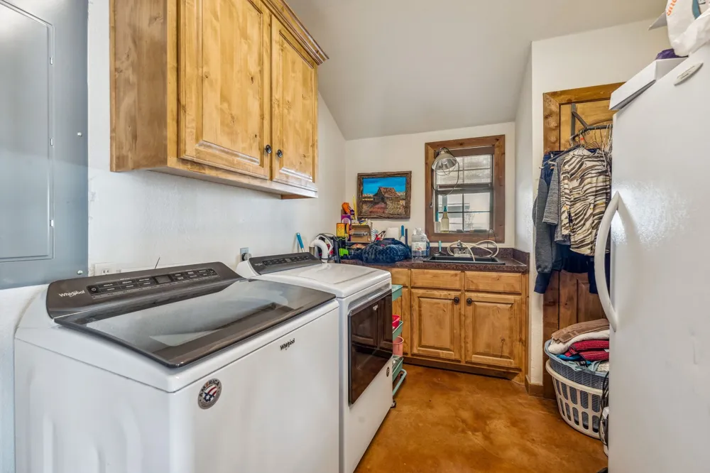 172 PRIVATE ROAD 2361 Meridian, TX 76665