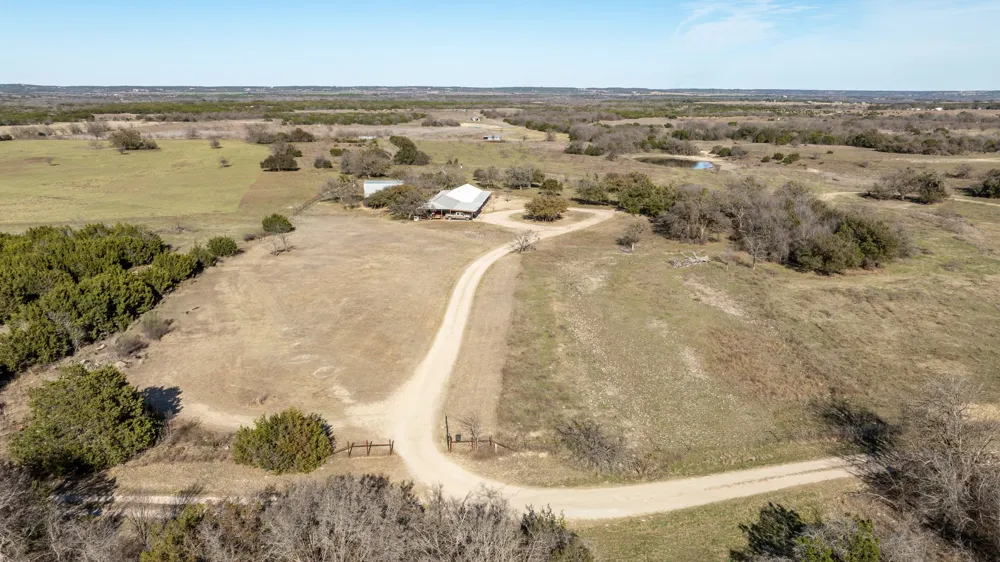172 PRIVATE ROAD 2361 Meridian, TX 76665