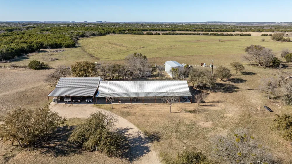 172 PRIVATE ROAD 2361 Meridian, TX 76665