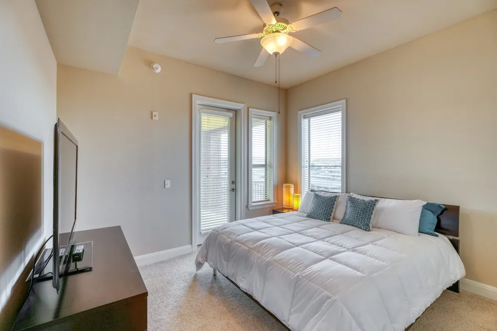 101 W Bank #27 Horseshoe Bay, TX 78657
