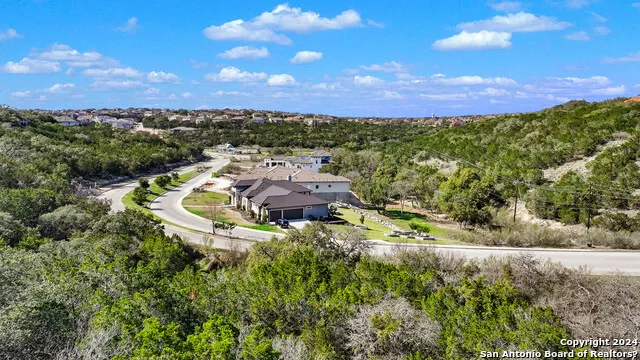 602 WINDING RAVINE San Antonio, TX 78258
