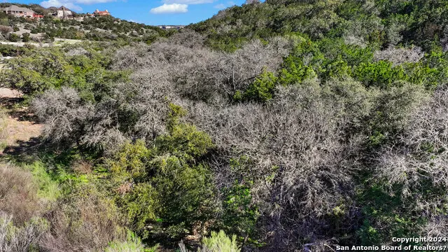 602 WINDING RAVINE San Antonio, TX 78258