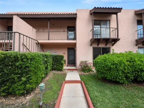 230 LA CASA #230