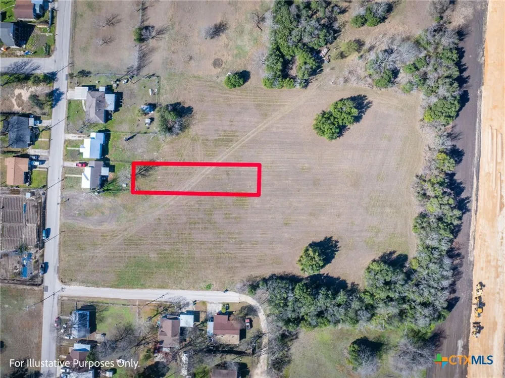 E Pine Street Seguin, TX 78155