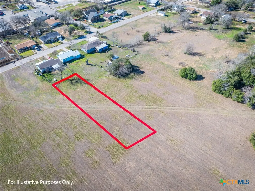 E Pine Street Seguin, TX 78155