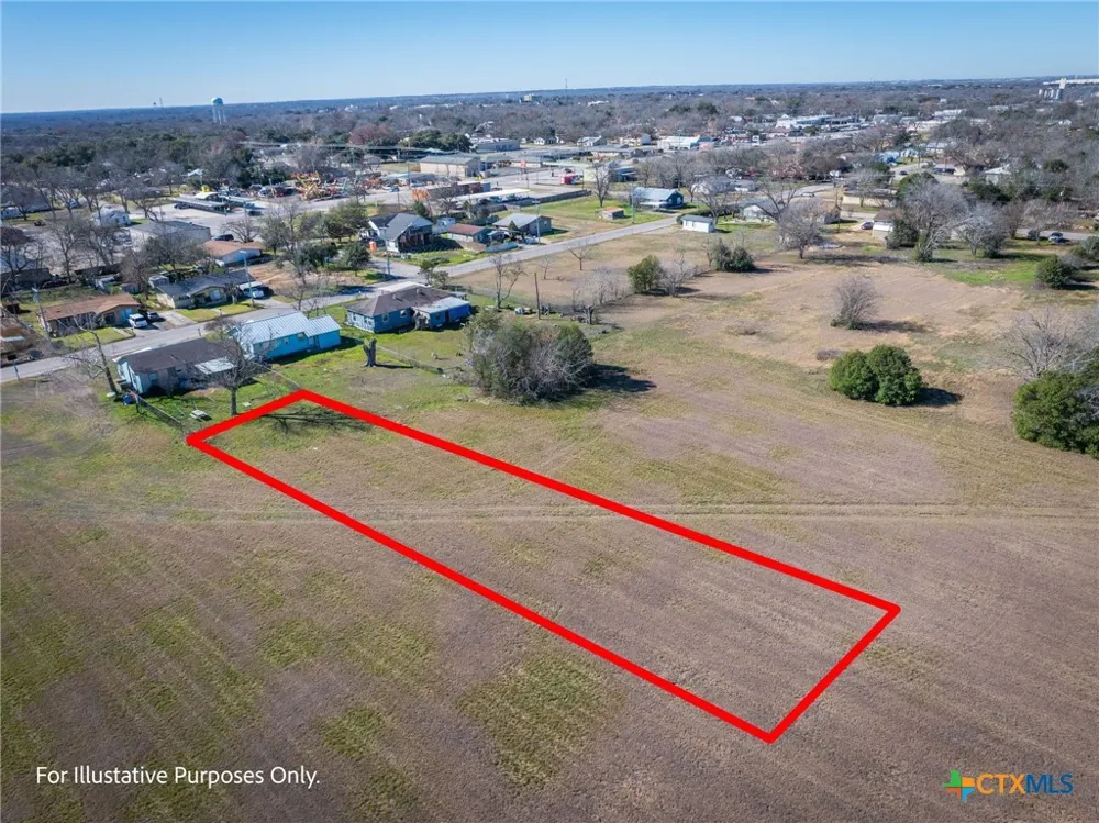 E Pine Street Seguin, TX 78155