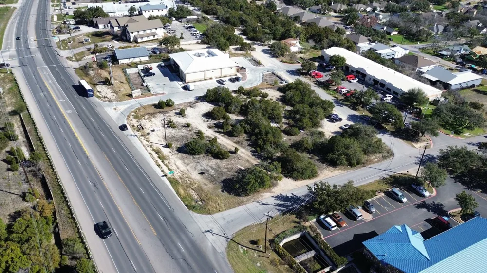 229 S Ranch Road 620 Lakeway, TX 78734