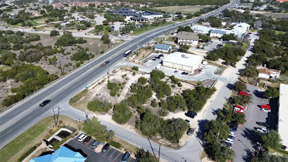 229 S Ranch Road 620 Lakeway, TX 78734