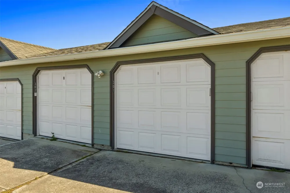 1443 Ocean Shores Boulevard SW #301 Ocean Shores, WA 98569