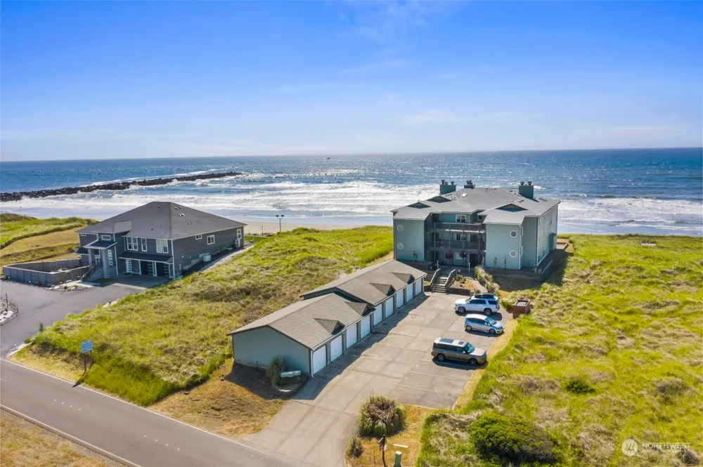 1443 Ocean Shores Boulevard SW #301 Ocean Shores, WA 98569