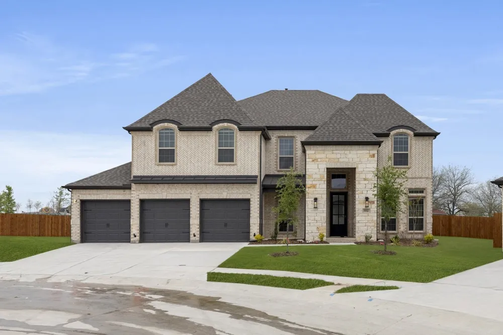 932 Pilatus Lane Fate, TX 75087