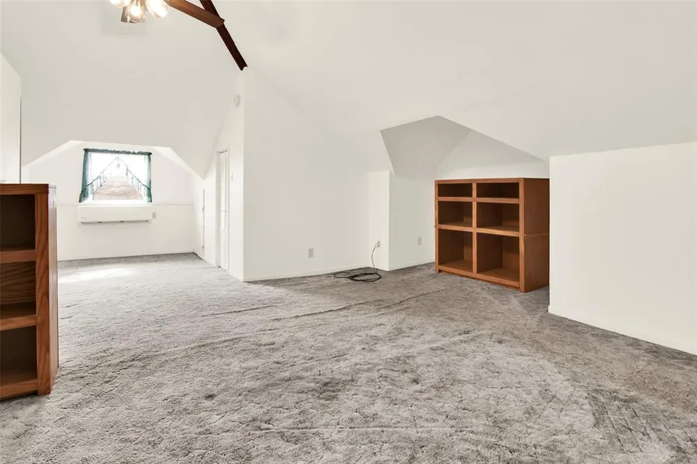 404 Blanton Whitewright, TX 75491
