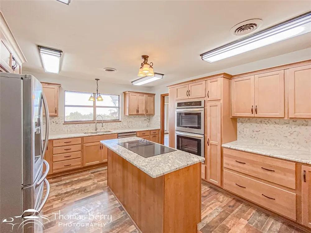 5061 COUNTY ROAD 146 Stamford, TX 79553