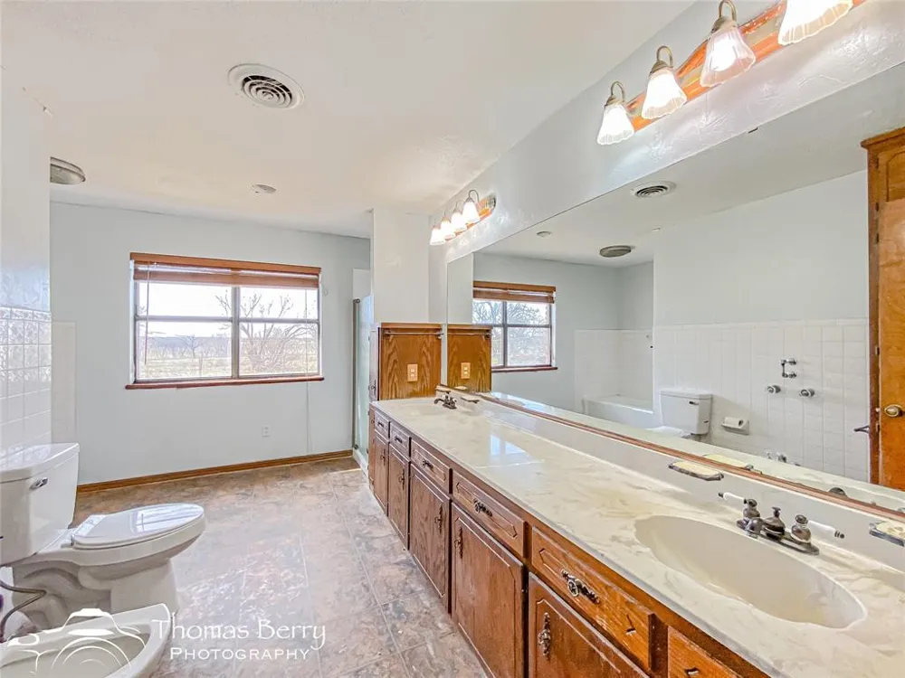 5061 COUNTY ROAD 146 Stamford, TX 79553