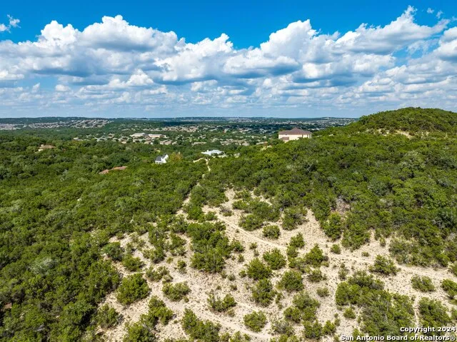 8700 CROSS MOUNTAIN TRL San Antonio, TX 78255