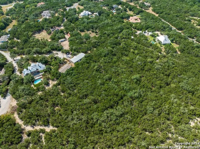 8700 CROSS MOUNTAIN TRL San Antonio, TX 78255