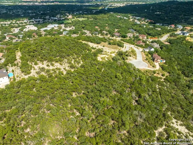 8700 CROSS MOUNTAIN TRL San Antonio, TX 78255