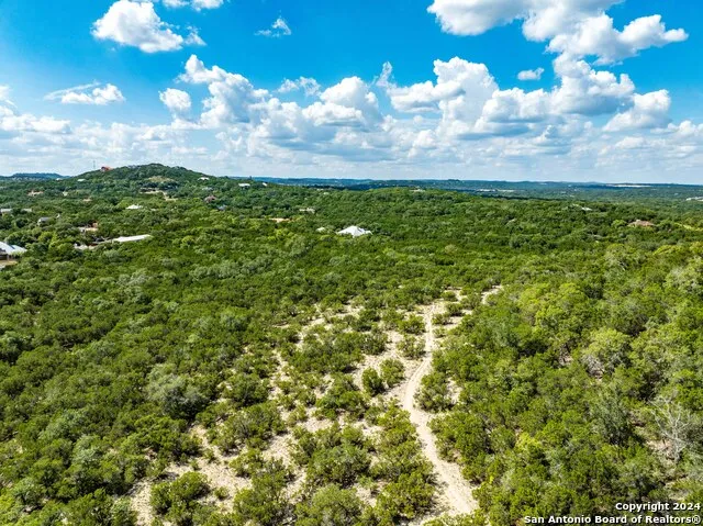 8700 CROSS MOUNTAIN TRL San Antonio, TX 78255