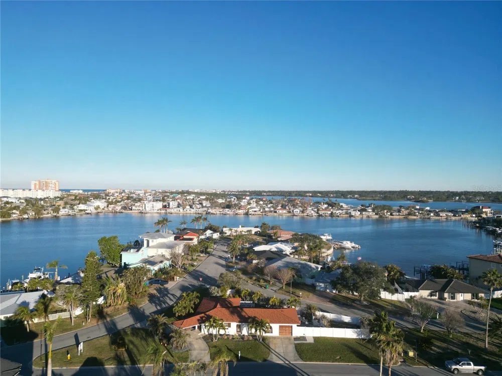 430 173RD AVENUE E North Redington Beach, FL 33708