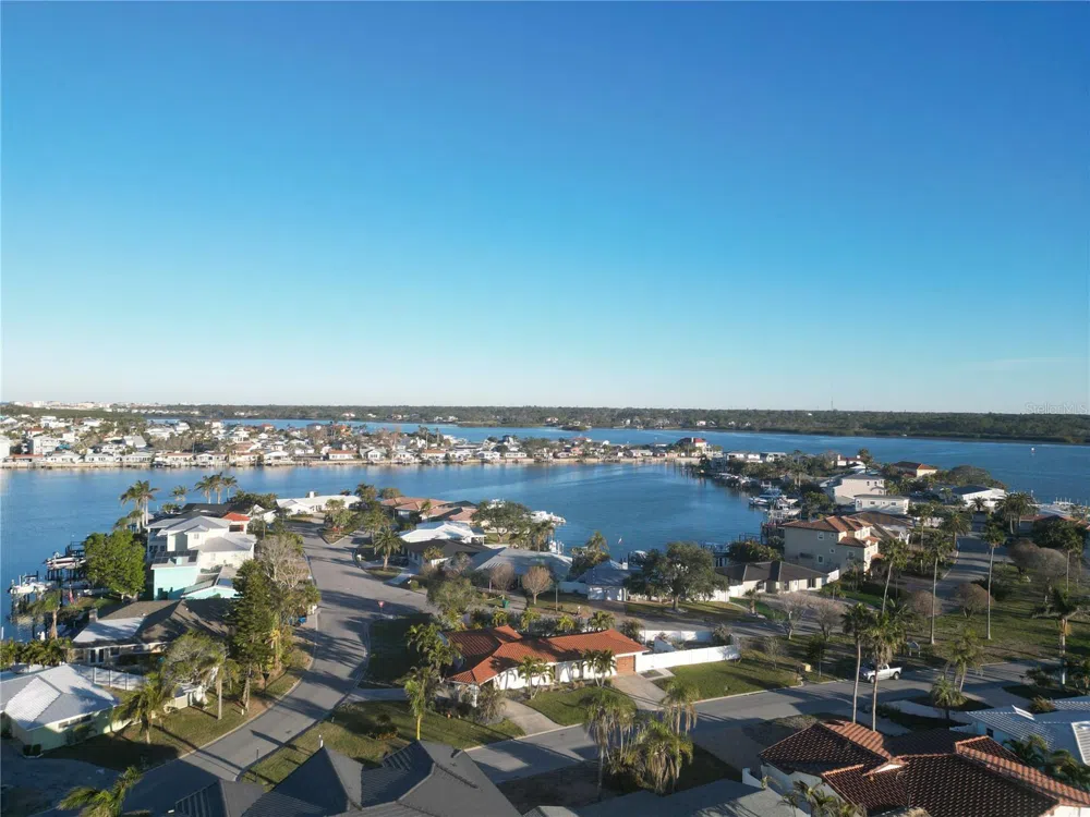430 173RD AVENUE E North Redington Beach, FL 33708