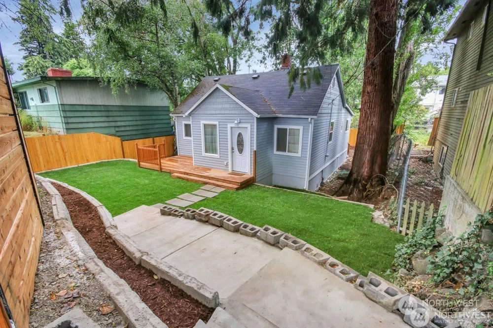 4636 S Othello Seattle, WA 98118