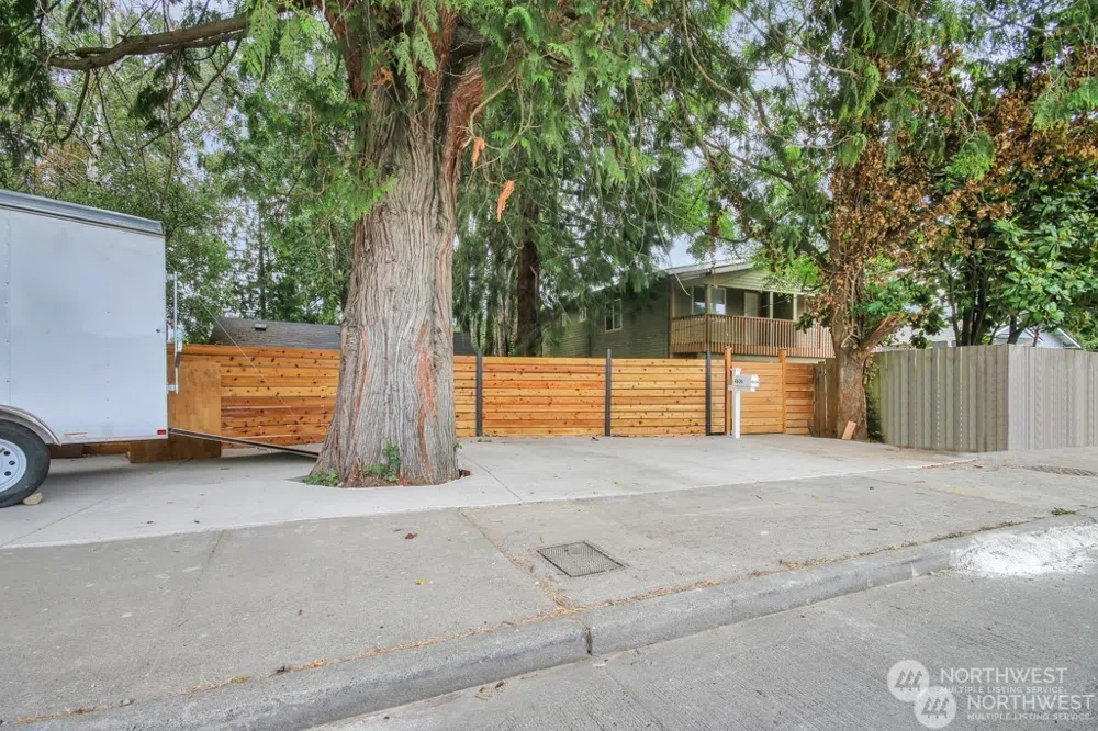 4636 S Othello Seattle, WA 98118