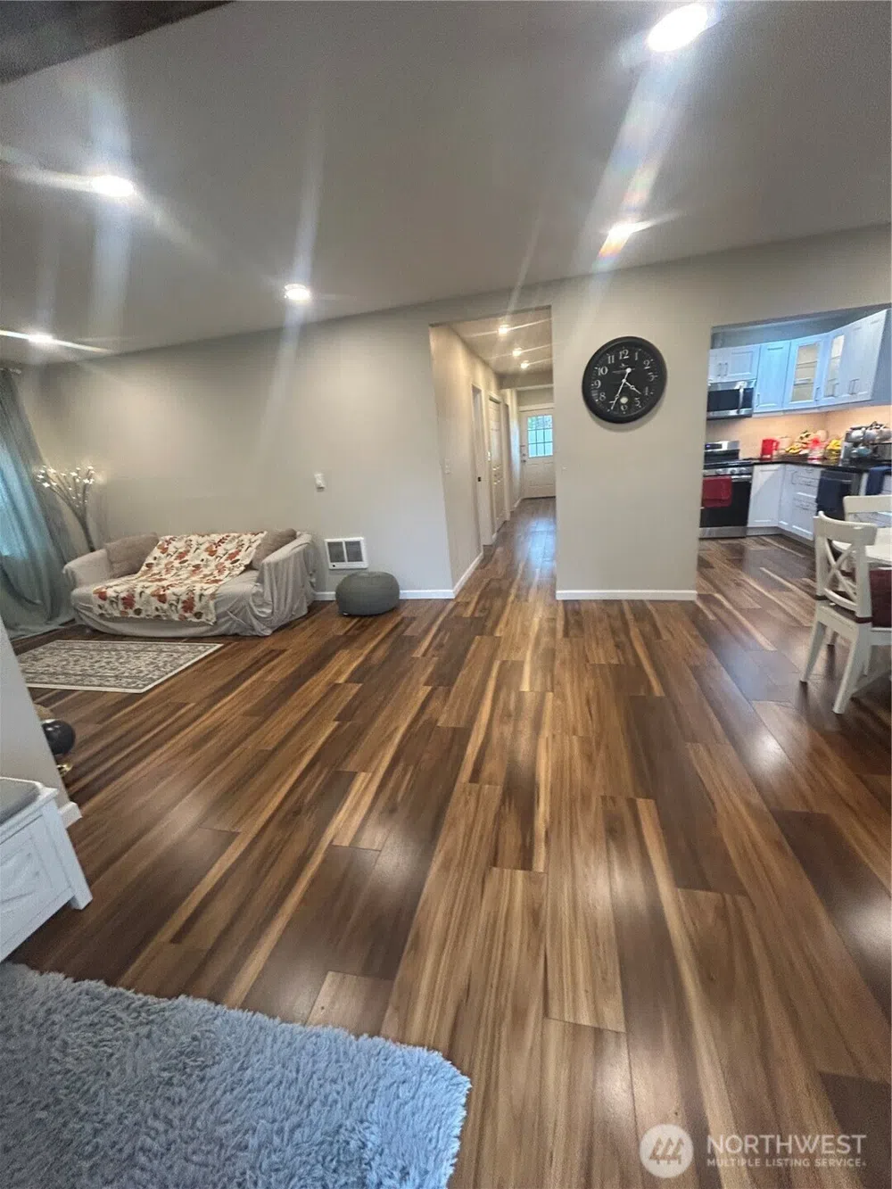 4636 S Othello Seattle, WA 98118