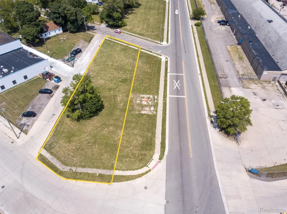 8511 LONYO STREET Dearborn City, MI 48126