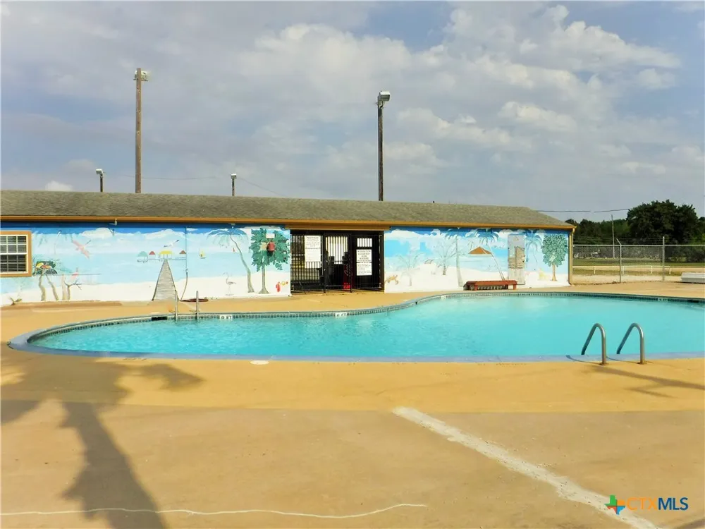 937 Bayview Drive Palacios, TX 77465