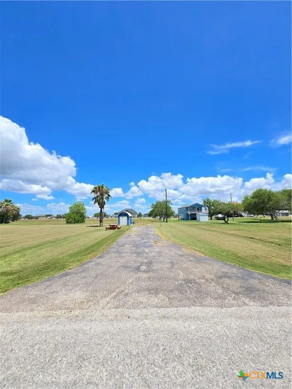 937 Bayview Drive Palacios, TX 77465