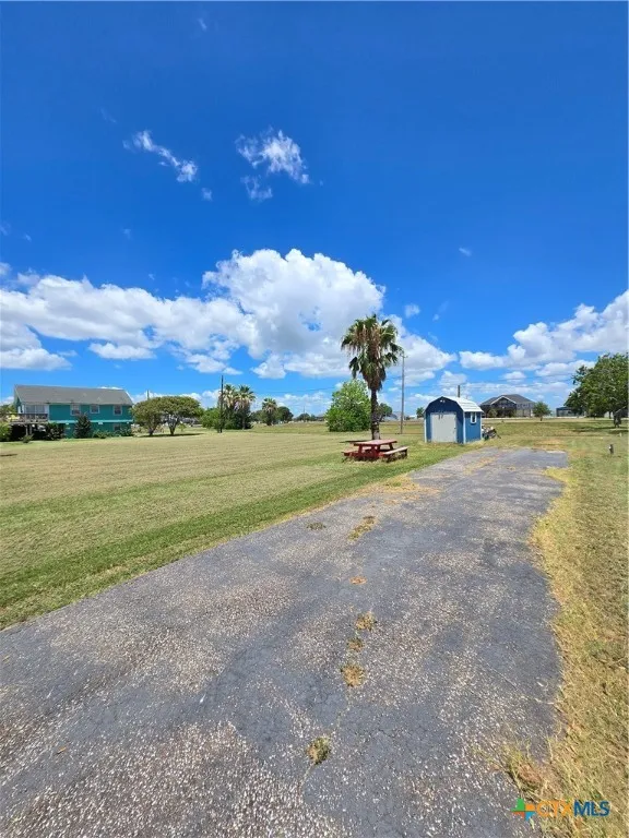 937 Bayview Drive Palacios, TX 77465