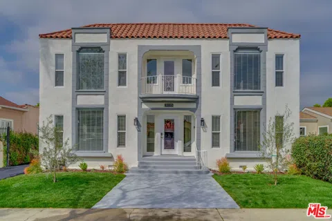 3035 West Boulevard #201