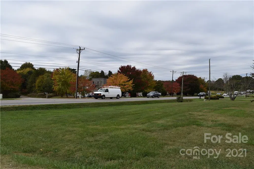 768 River Highway Mooresville, NC 28117