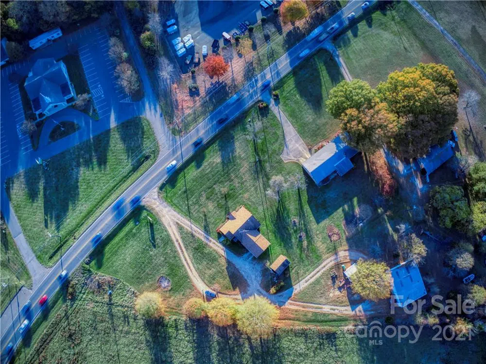 768 River Highway Mooresville, NC 28117