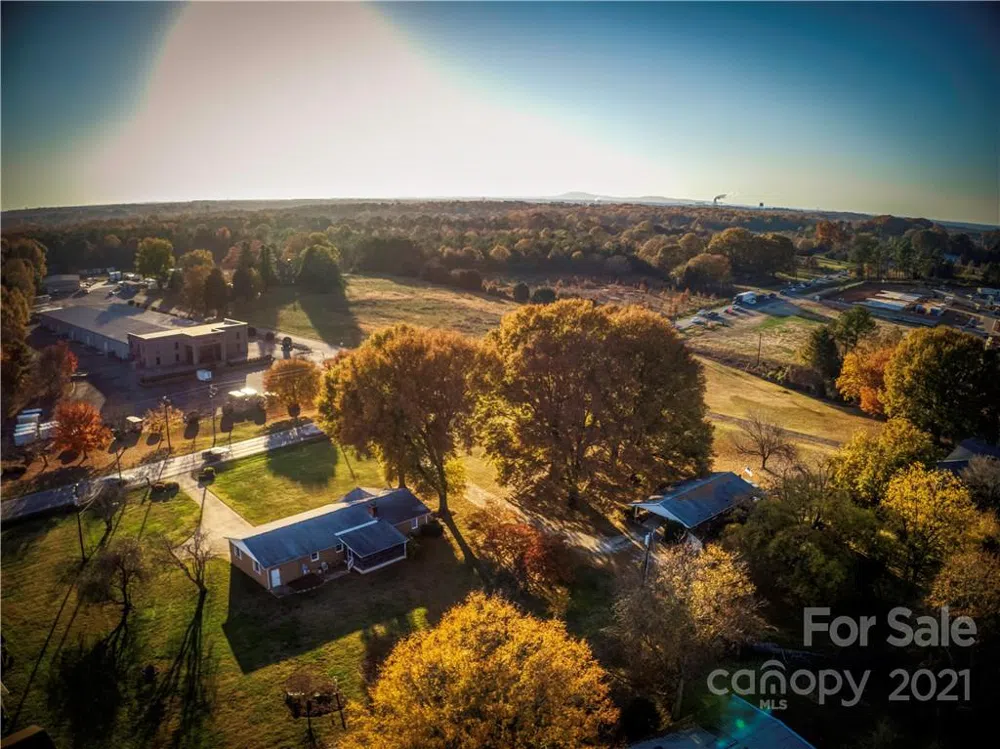 768 River Highway Mooresville, NC 28117