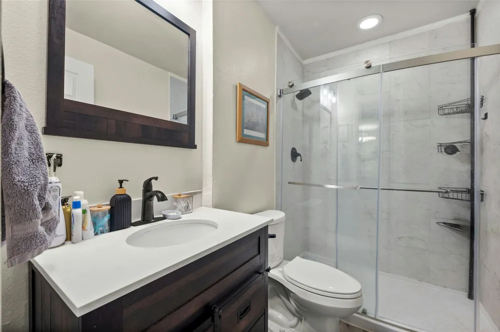 3815 Guadalupe #207 Austin, TX 78751