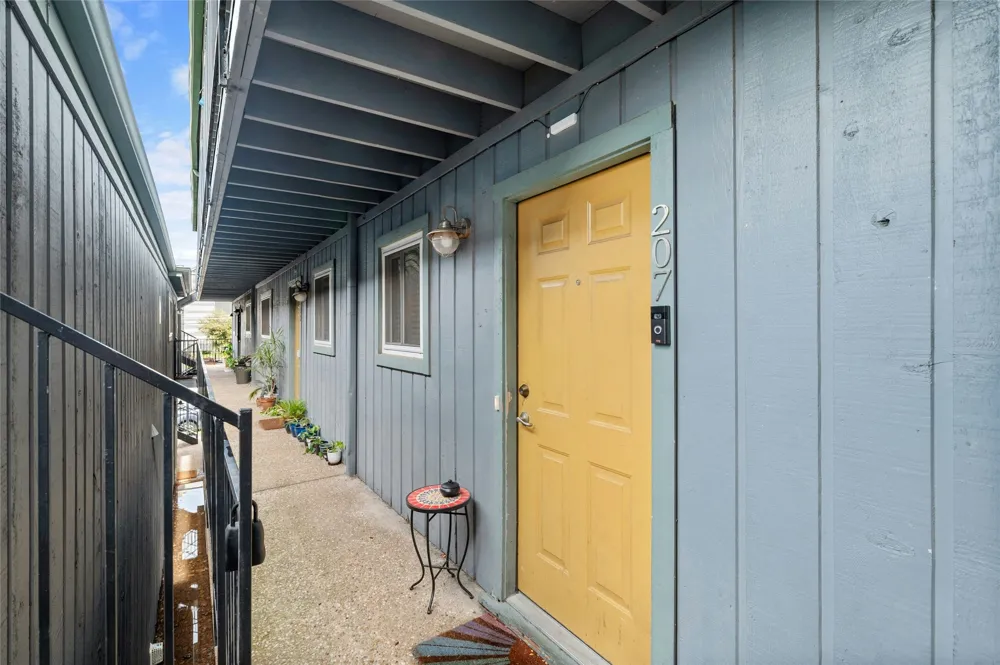 3815 Guadalupe #207 Austin, TX 78751