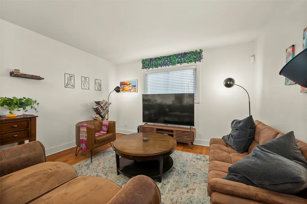 3815 Guadalupe #207 Austin, TX 78751