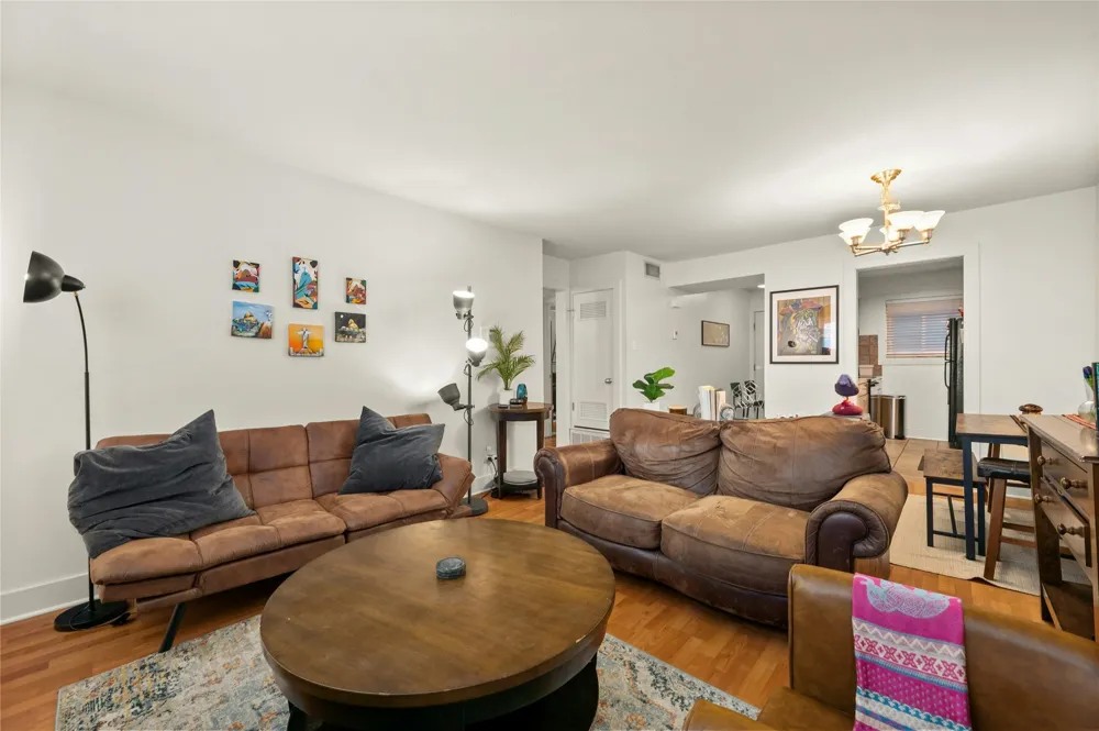 3815 Guadalupe #207 Austin, TX 78751
