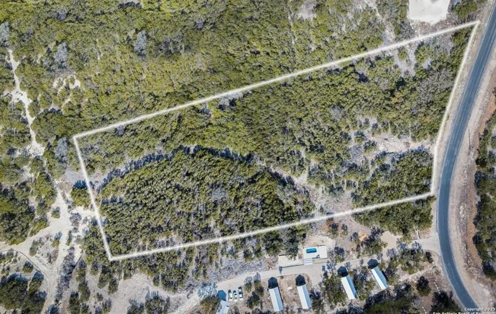 218 Madrona Drive S Kerrville, TX 78028