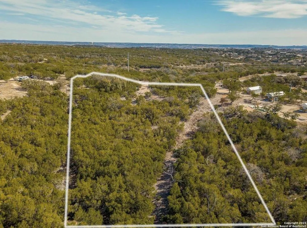 218 Madrona Drive S Kerrville, TX 78028