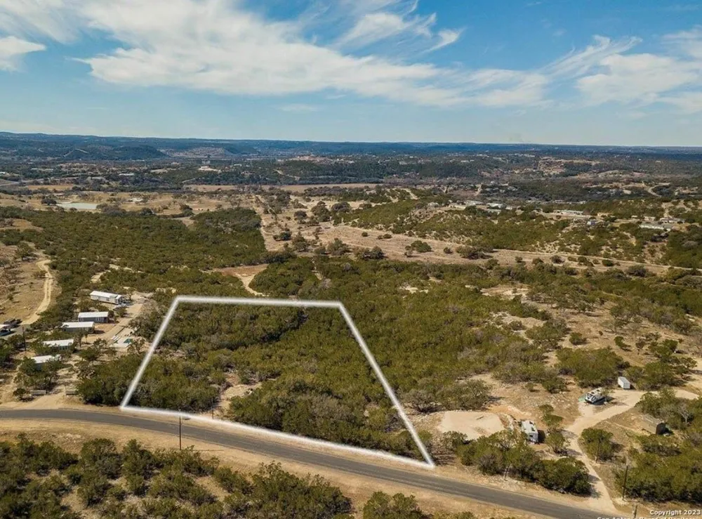 218 Madrona Drive S Kerrville, TX 78028