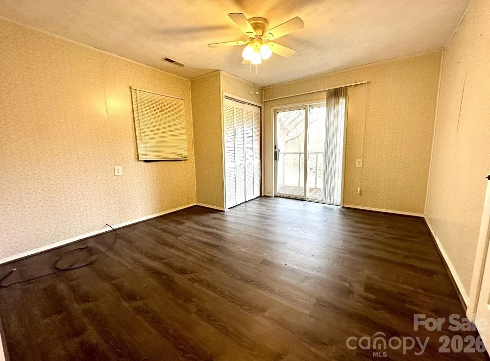 1567 Newfound Road Leicester, NC 28748