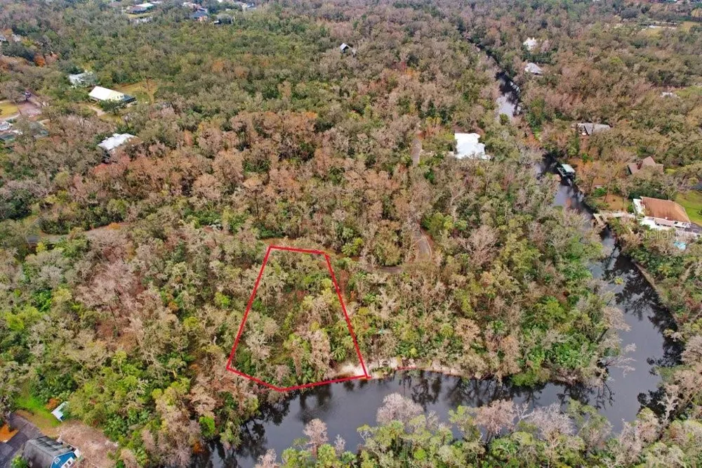 4868 RAMBLING RIVER ROAD Brandon, FL 33511
