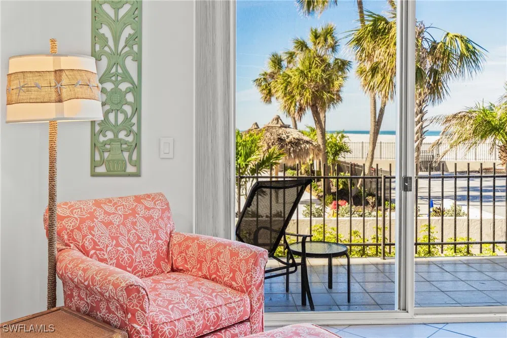 BENJAMIN FRANKLIN DRIVE #102 Sarasota, FL 34236